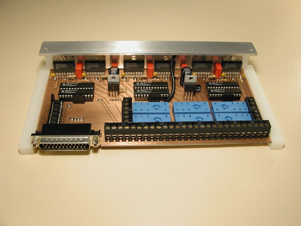 Image 37 of 63  -  115 kB